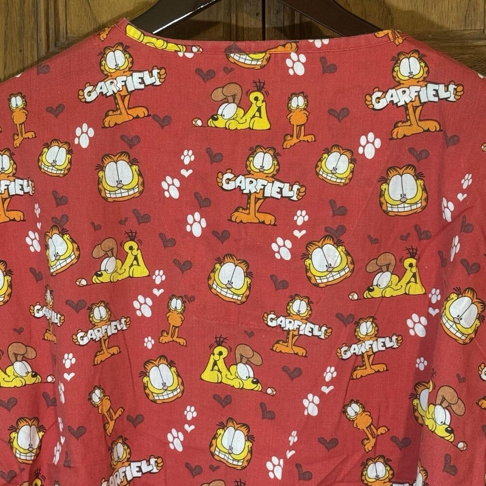 Garfield & Friends Paws Women L Medical Scrub Top Red Wrap Style Tie Back Pocket - Picture 6 of 9